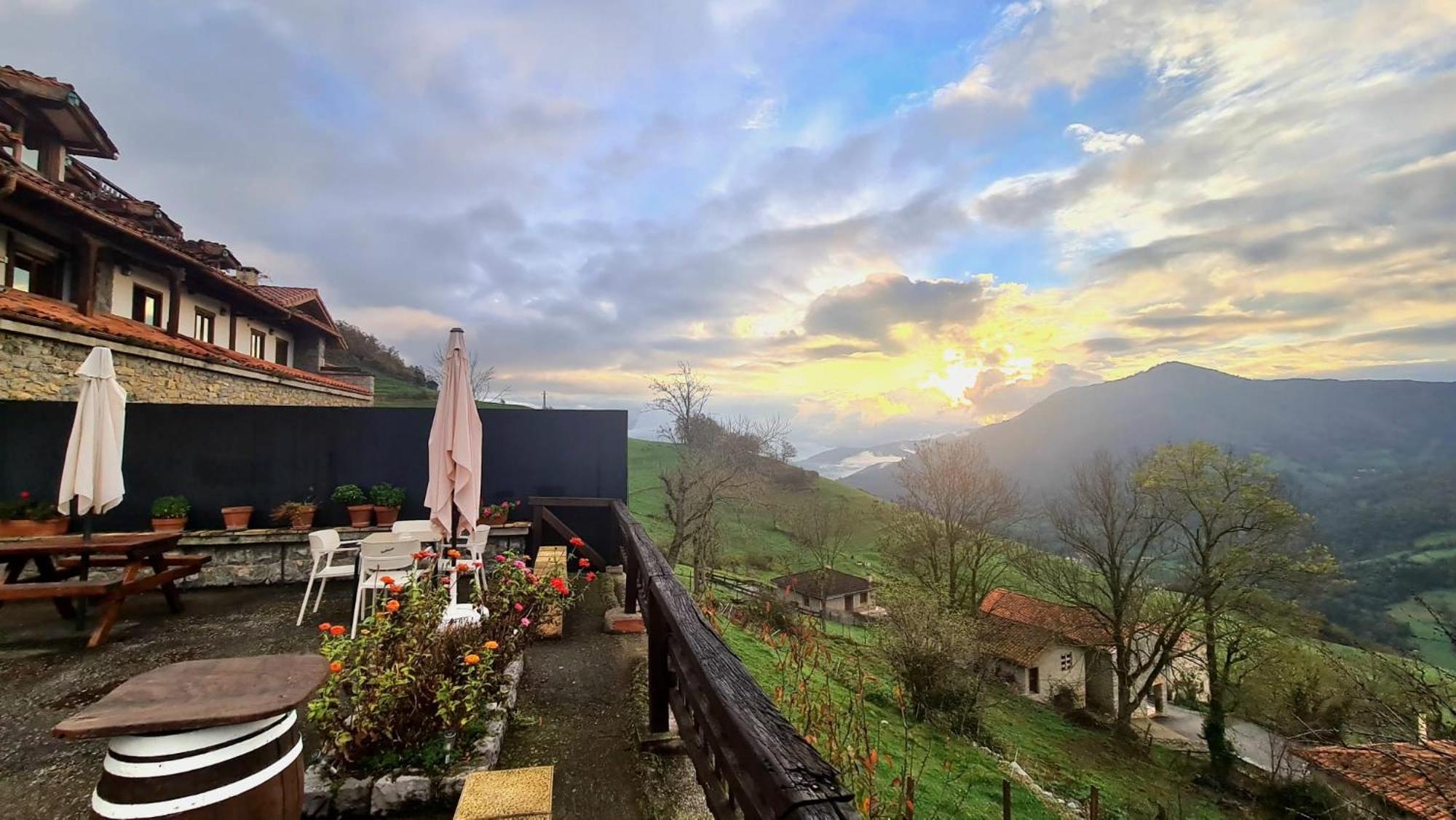 Apartamentos Las Rocas De Brez Екстериор снимка